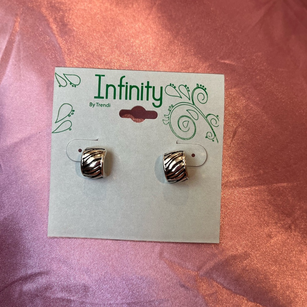 NFINITY Silver and Black Striped Earrings